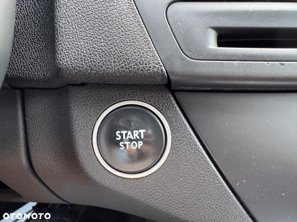 Renault Laguna dCi 110 FAP EDC Bose Edition - 8