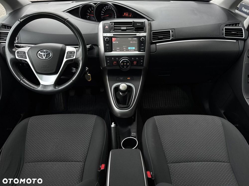 Toyota Verso 2.0 D-4D Premium 7os - 17