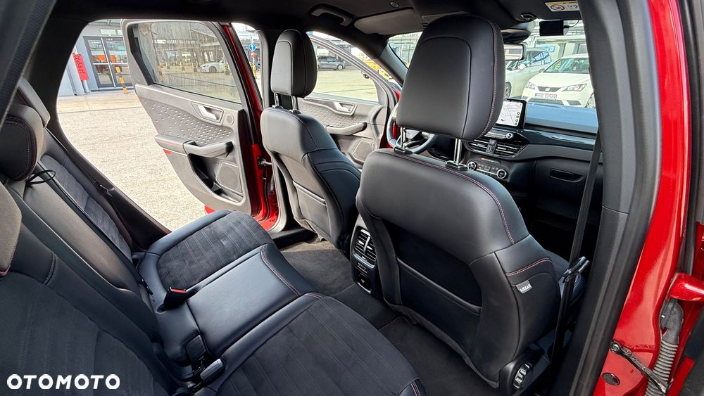 Ford Kuga 2.5P PHEV FWD ST-Line X - 13
