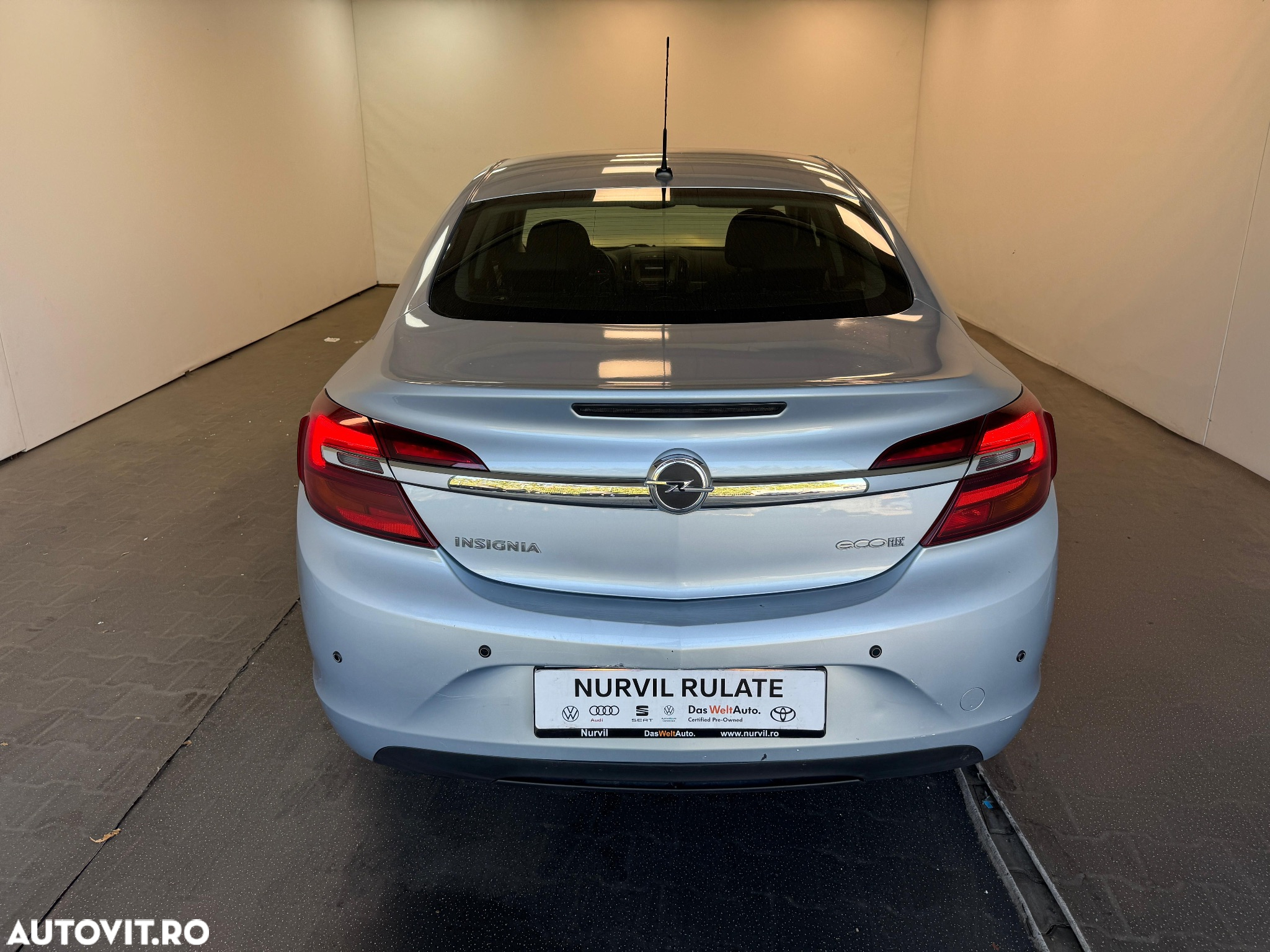 Opel Insignia 2.0 CDTI ECOTEC ECOFLEX Start/Stop Cosmo - 12
