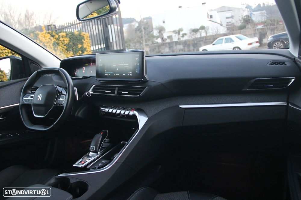 Peugeot 3008 PureTech 130 Stop & Start GPF EAT8 Allure - 9