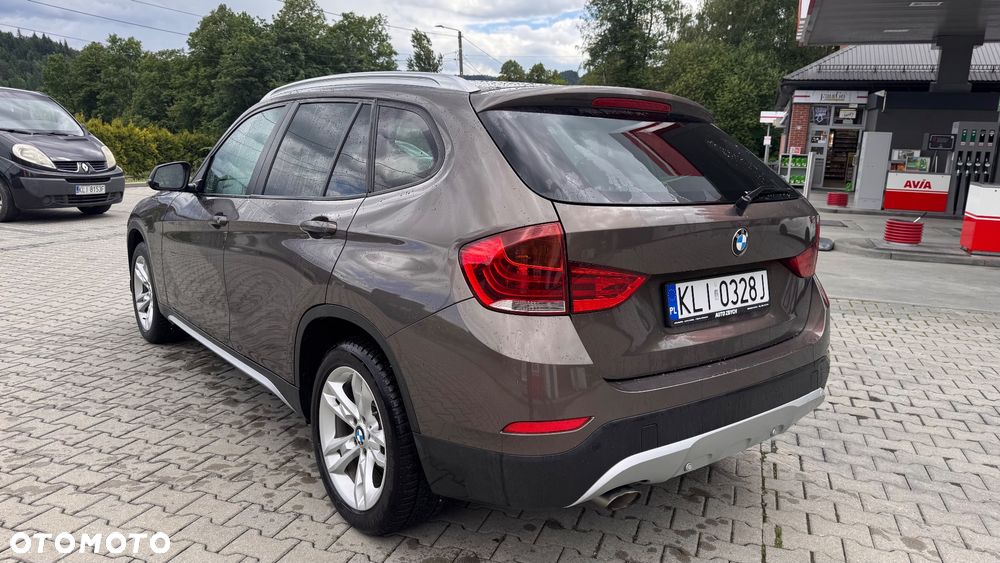 BMW X1 sDrive18d Sport Line - 5