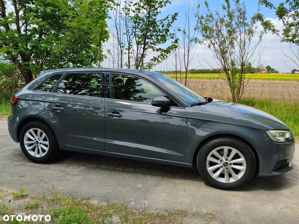 Audi A3 Sportback 35 TFSI S tronic - 8