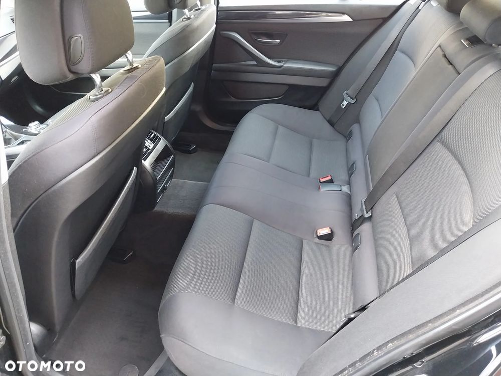 BMW Seria 5 520d - 15