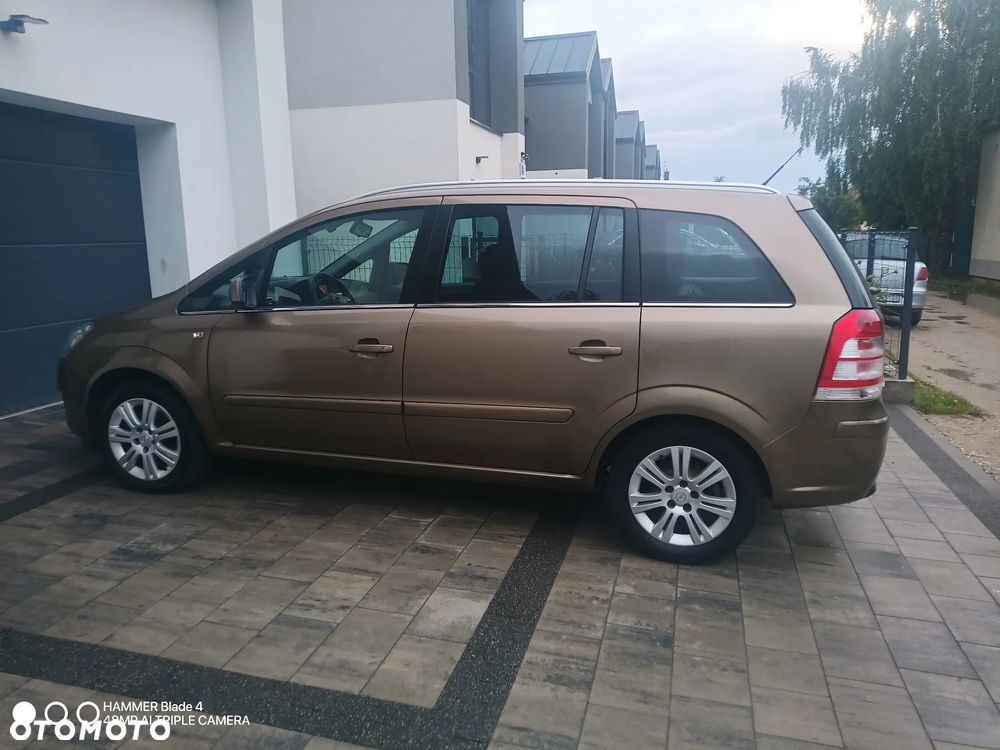 Opel Zafira 1.8 Family Plus - 4