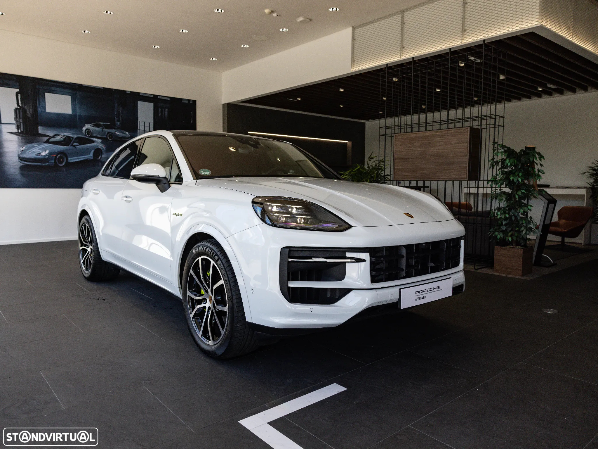 Porsche Cayenne Coupé E-Hybrid - 7