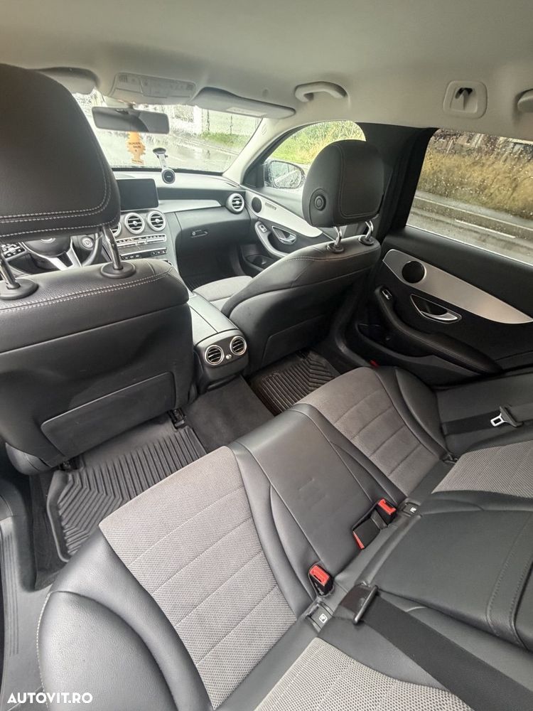 Mercedes-Benz C - 4
