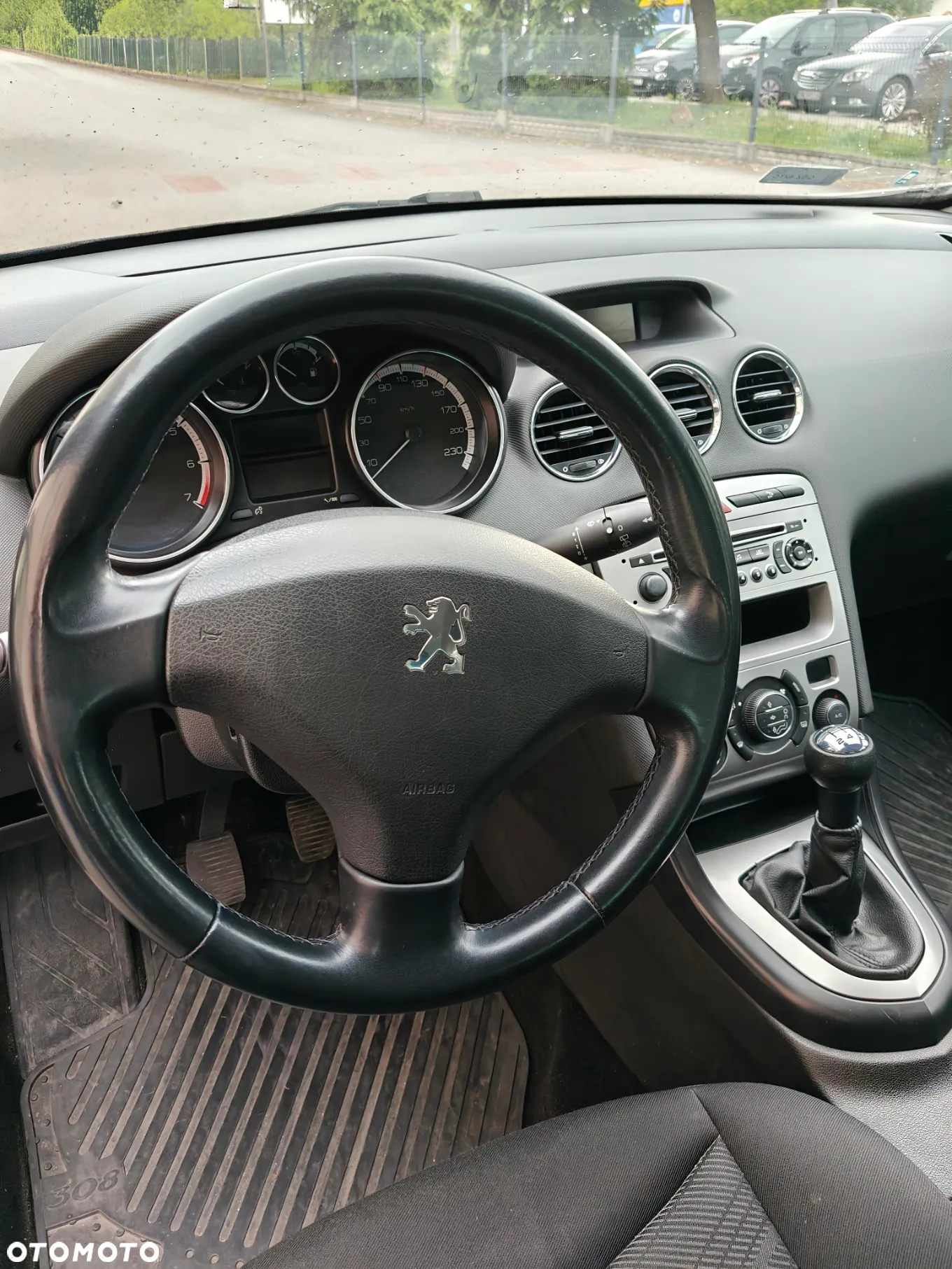 Peugeot 308 1.6 Trendy - 3