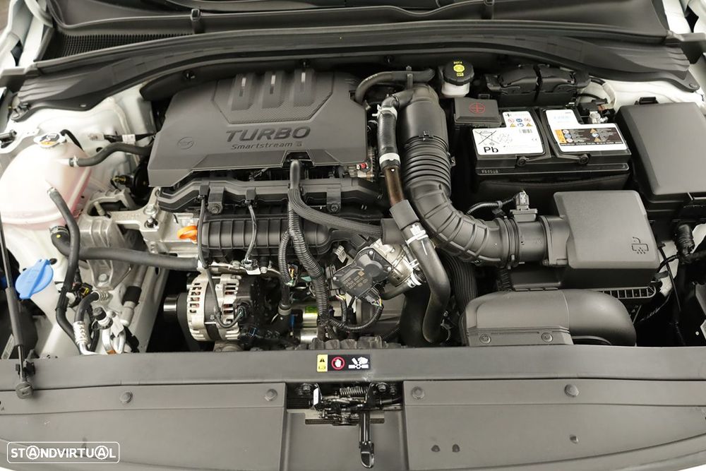 Hyundai i30 1.0 T-GDI Style Plus DCT - 24