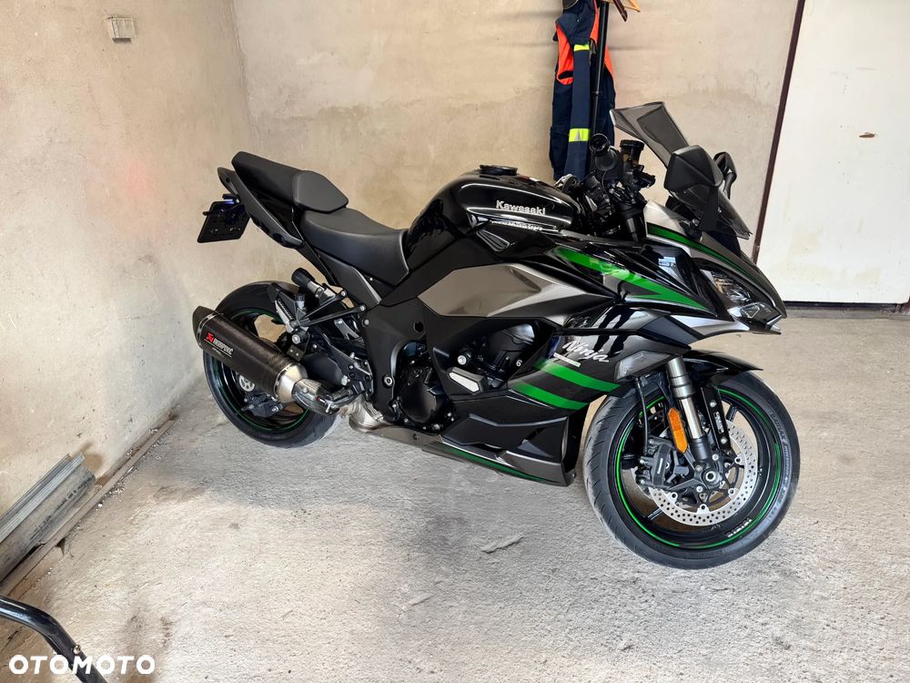 Kawasaki Ninja 1000 SX - 11