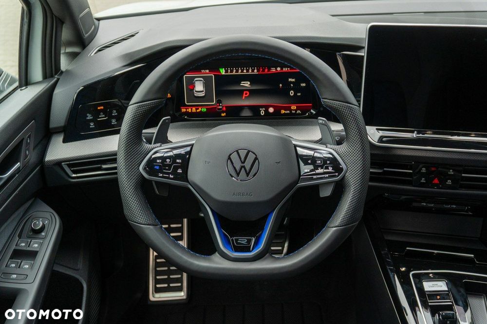 Volkswagen Golf - 24