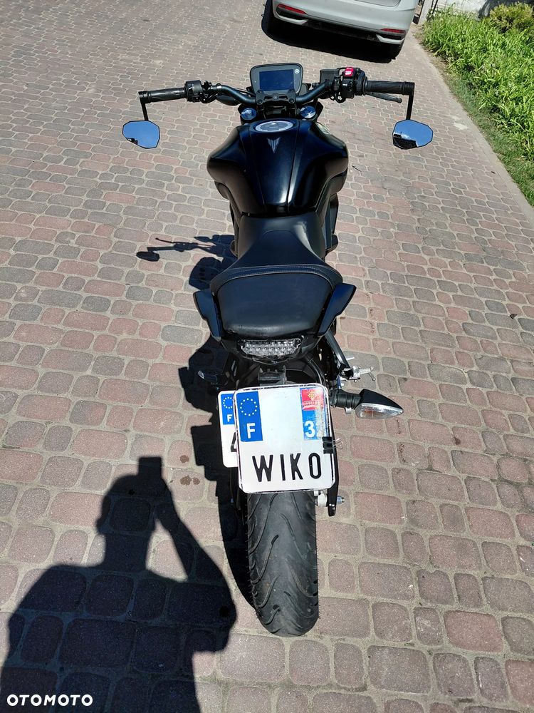 Yamaha MT - 4