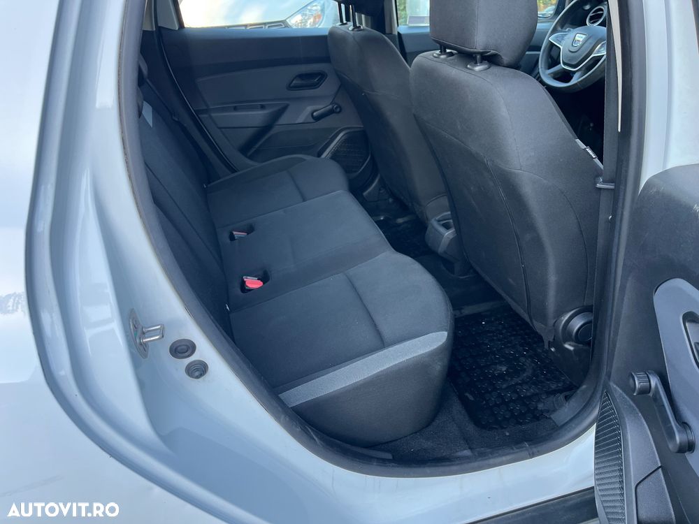 Dacia Duster 1.6 SCe Comfort - 15