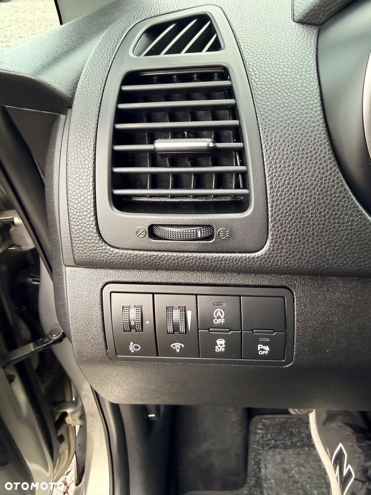 Kia Venga 1.6 CRDi 128 Platinum Edition - 16