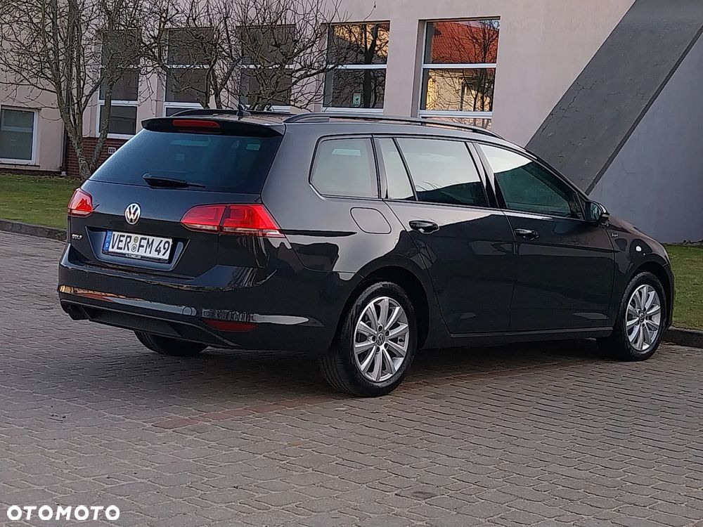 Volkswagen Golf 1.6 TDI Highline - 4