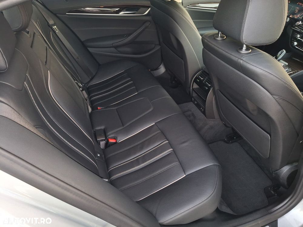 BMW Seria 5 520d xDrive Aut. Luxury Line - 12