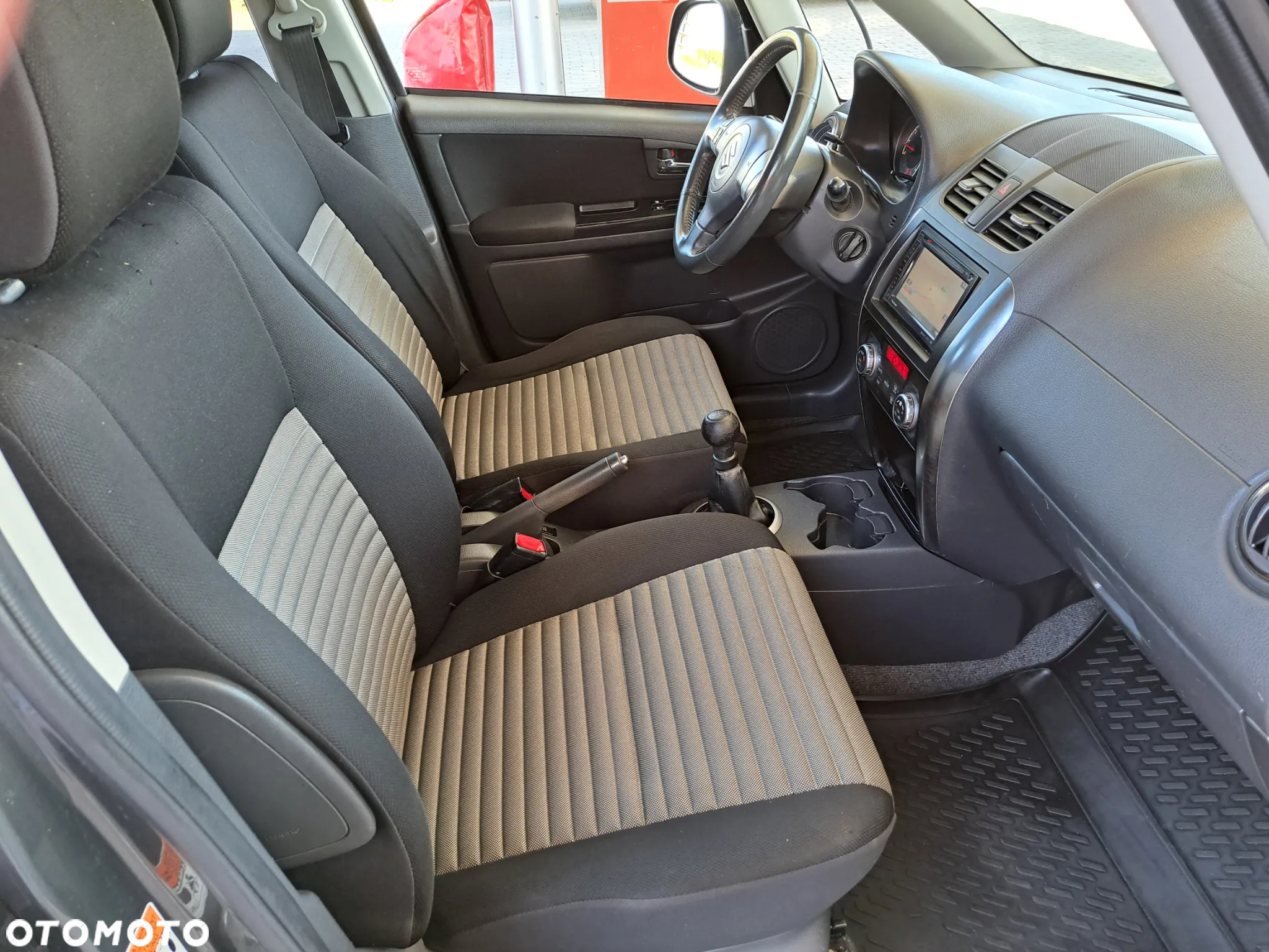 Suzuki SX4 - 18
