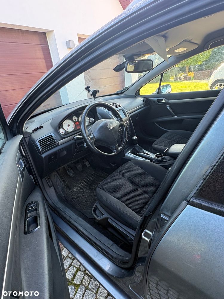 Peugeot 407 - 13