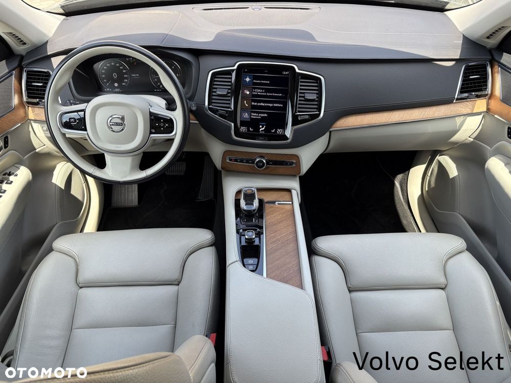 Volvo XC 90 - 17