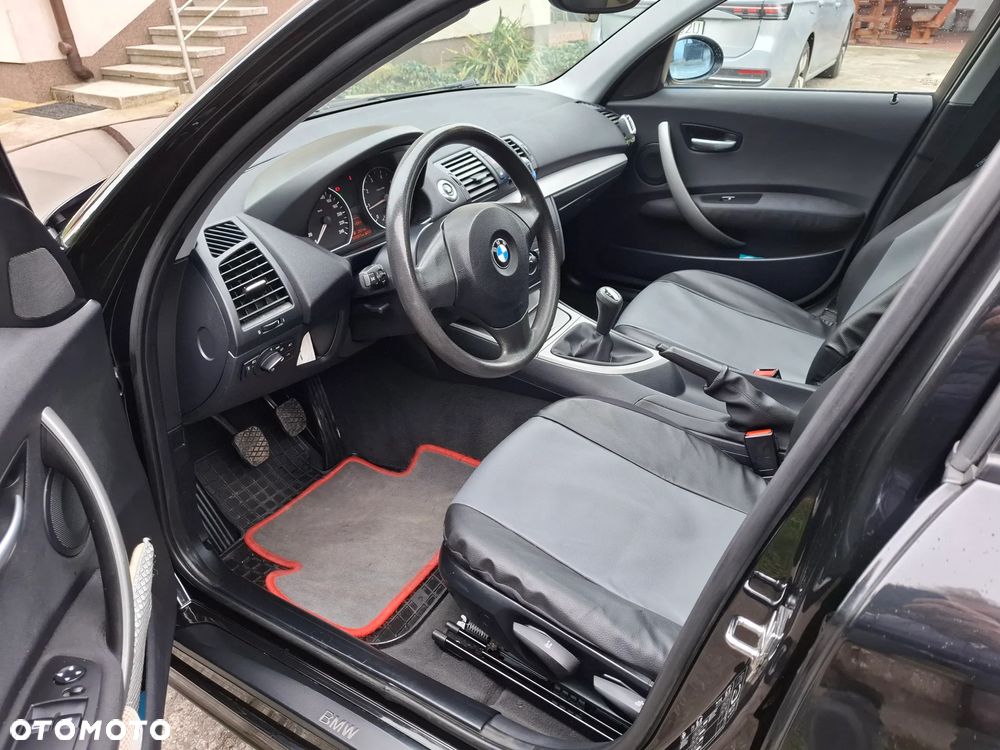 BMW Seria 1 118i - 13