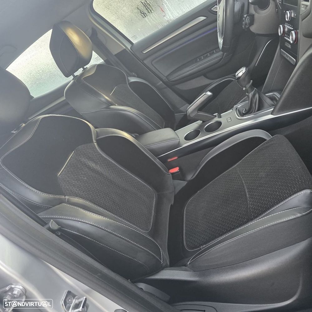 Renault Mégane 1.5 dCi Intens - 8