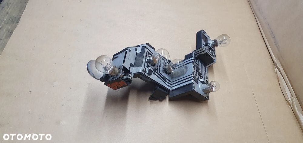 Wkład lampy lewy tył tylny Mercedes CLK W209 A2098200577 - 3