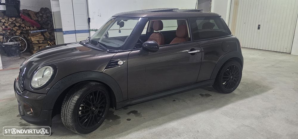 MINI 3 Portas Cooper D - 3
