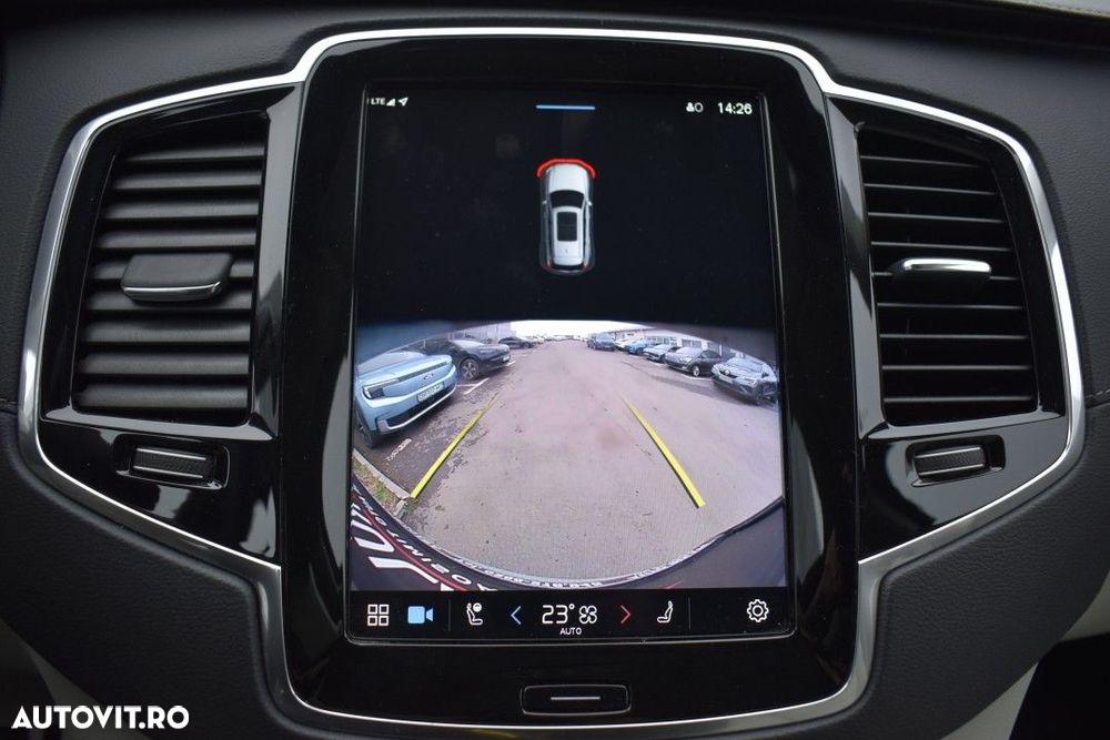 Volvo XC 90 - 18