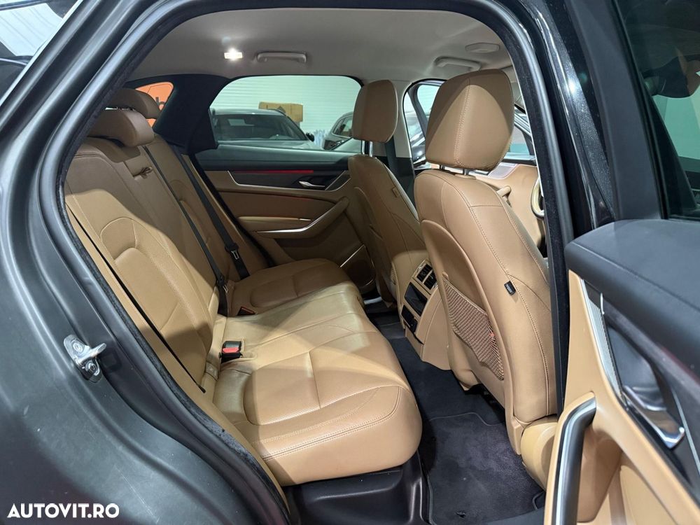 Jaguar F-Pace D200 AWD R-Dynamic HSE - 8