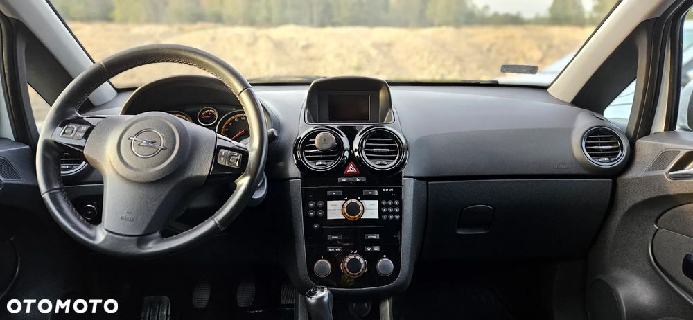 Opel Corsa - 11