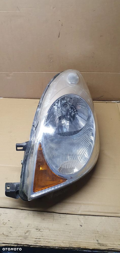 Lampa lewy przód przednia lewa Nissan Note E11 EU 26060-9U10A - 1