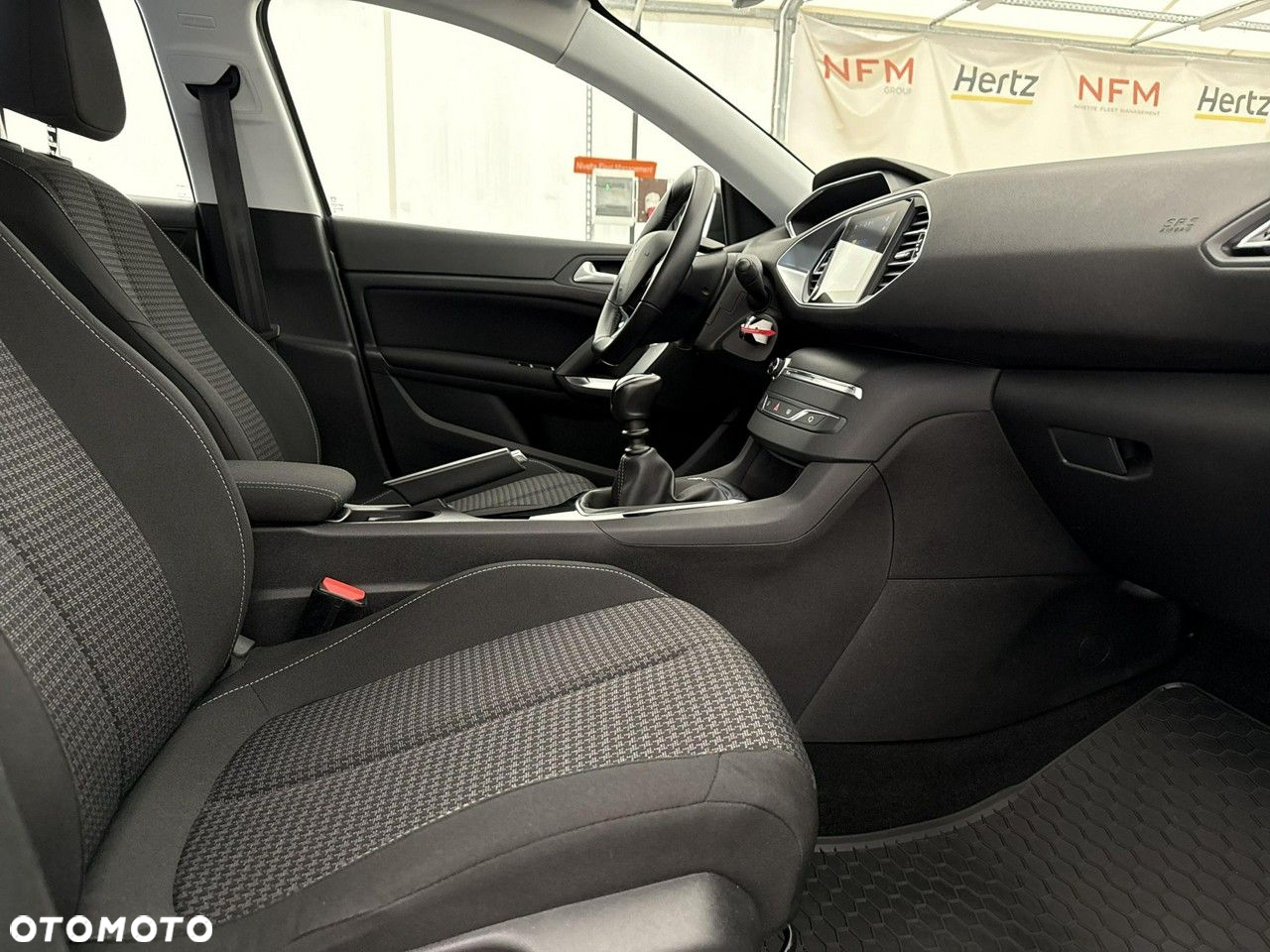 Peugeot 308 1.5 BlueHDi Active S&S - 23