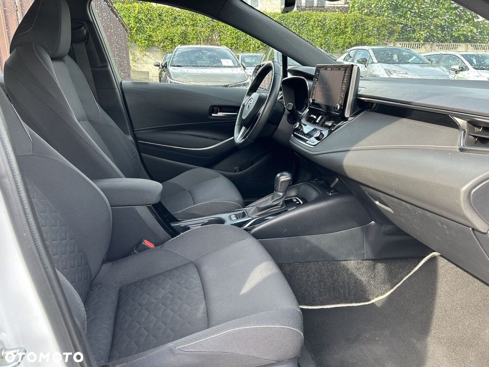 Toyota Corolla 1.8 Hybrid Comfort - 10
