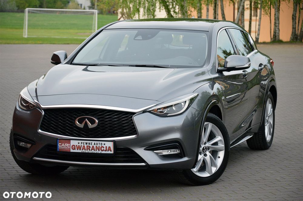 Infiniti Q30 2.2d DCT AWD City Black Edition - 40