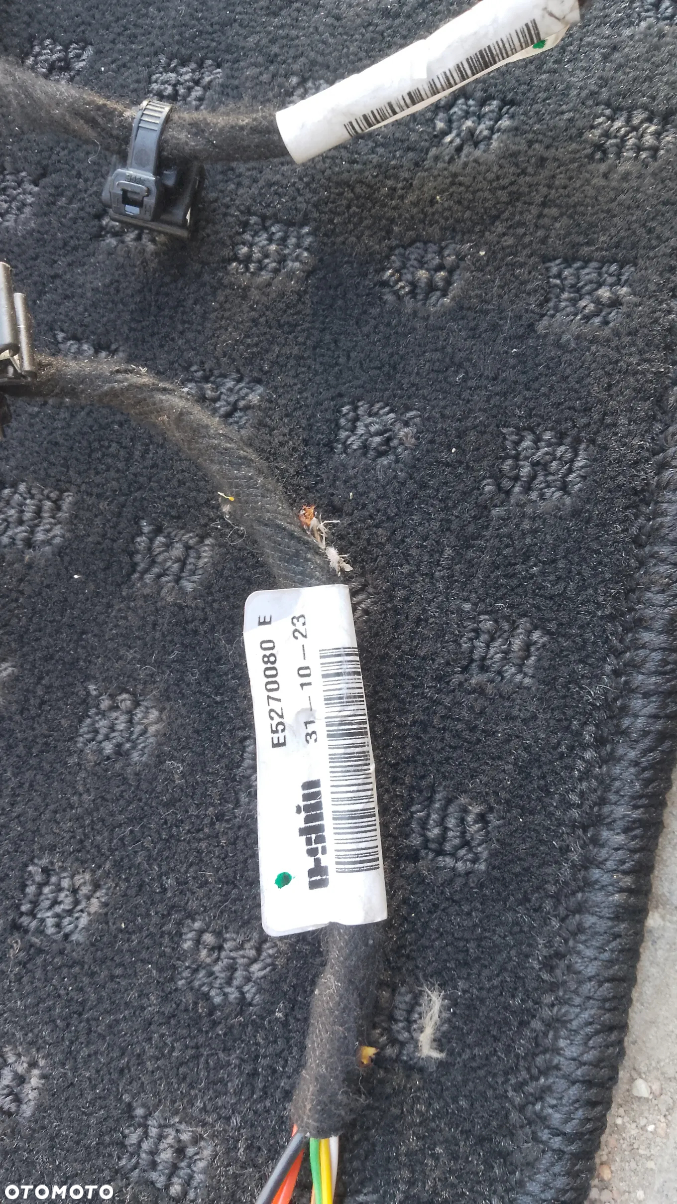 SIŁOWNIKI ELEKTRYCZNE KLAPY MERCEDES EQB X243 300 4MATIC A2478902600 A2478902500 - 4