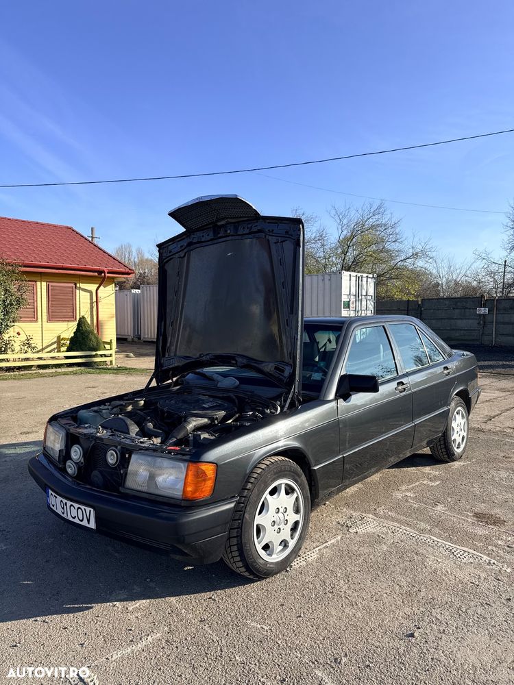 Mercedes-Benz W201 - 11