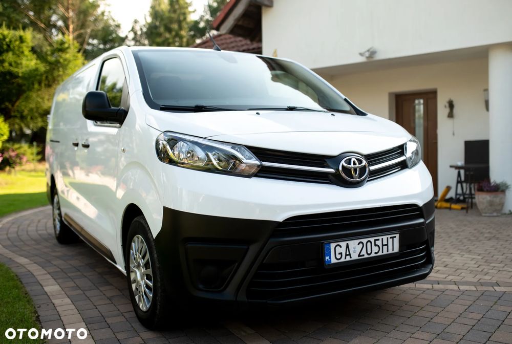 Toyota PROACE - 1