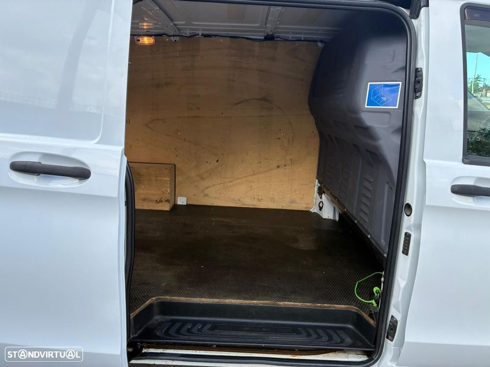 Mercedes-Benz Vito - 20
