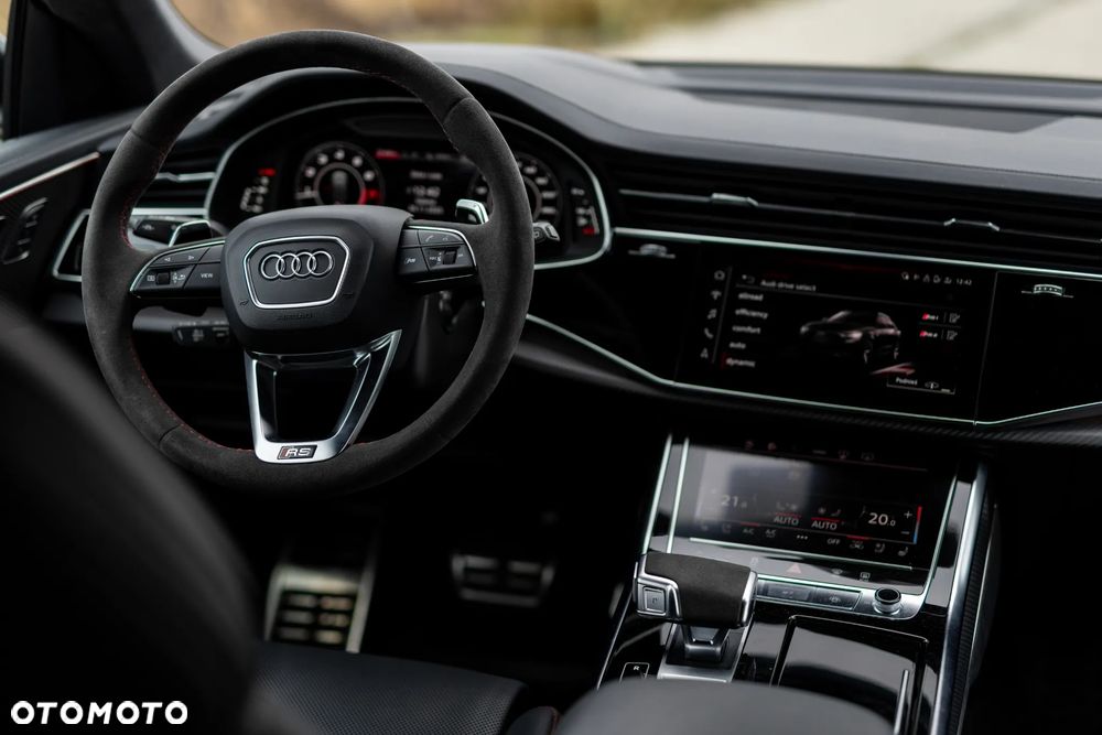 Audi RS Q8 - 15