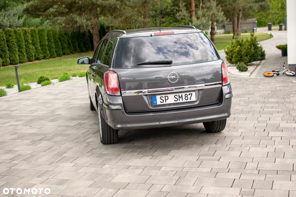 Opel Astra - 4