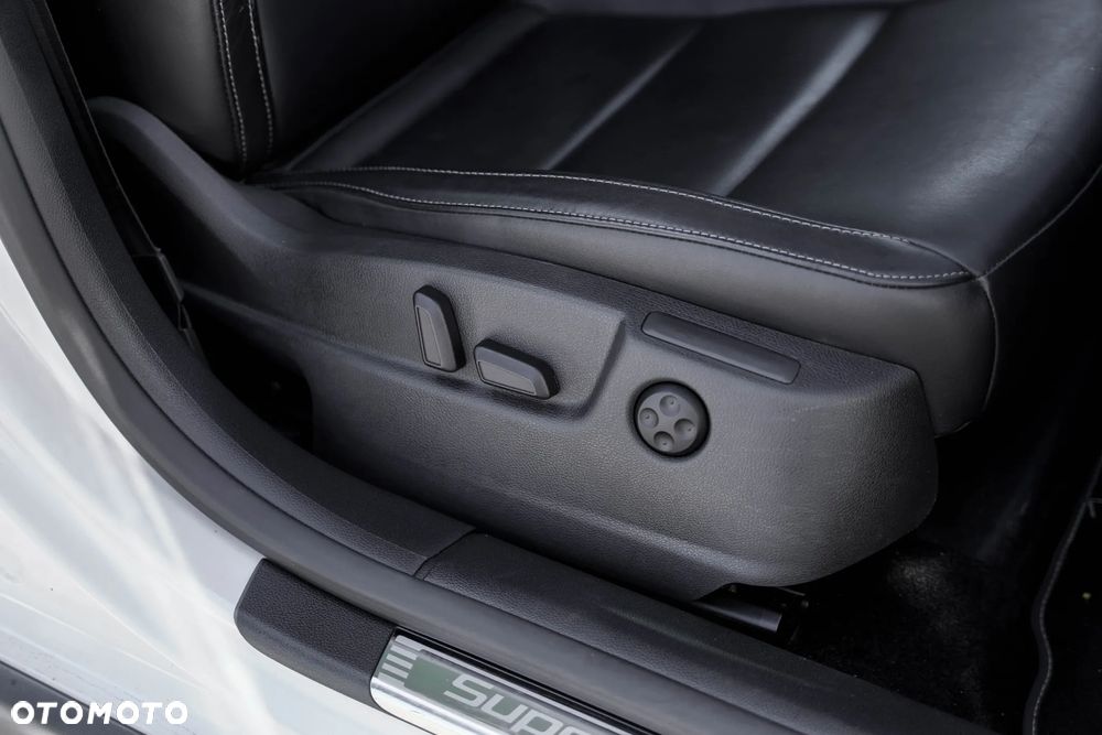 Skoda Superb 2.0 TDI Platinum Outdoor DSG - 22