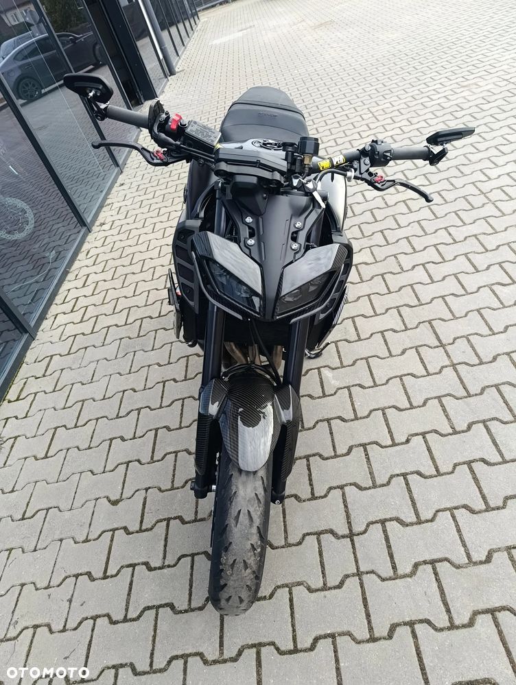 Yamaha MT - 19