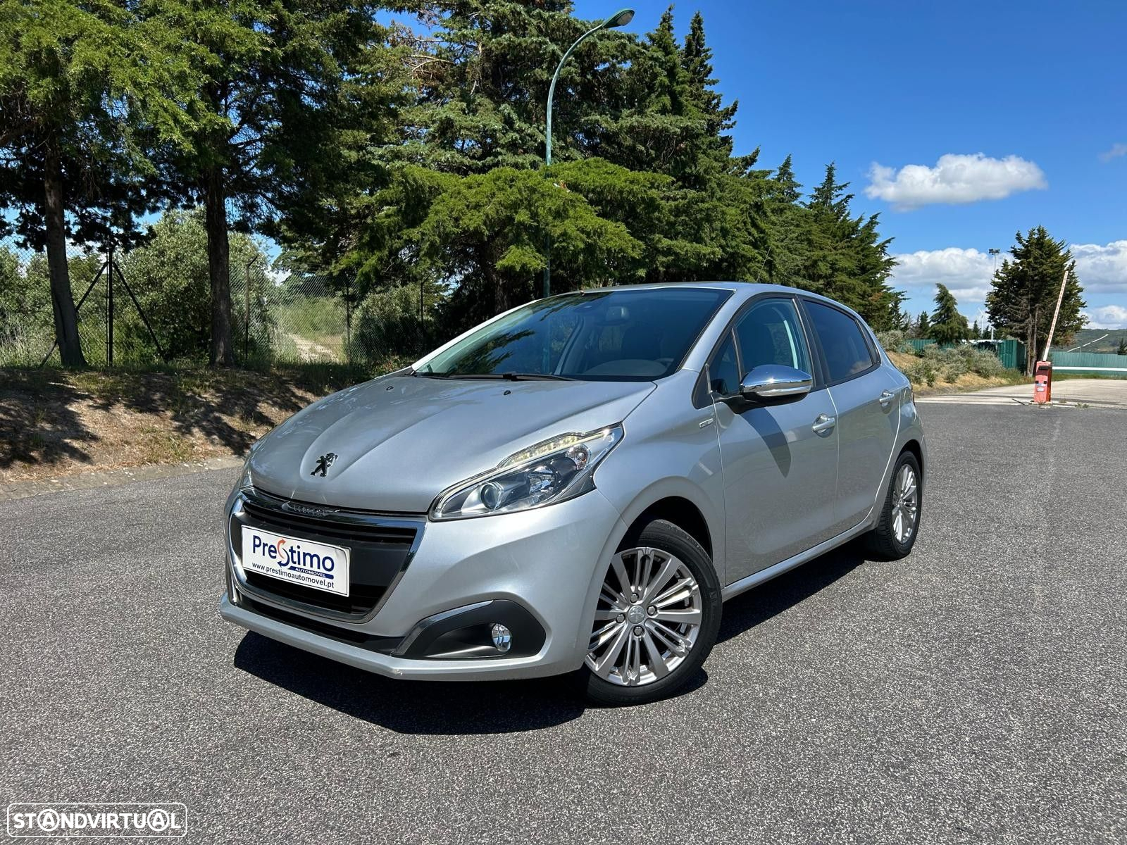 Peugeot 208 1.2 PureTech Style - 4