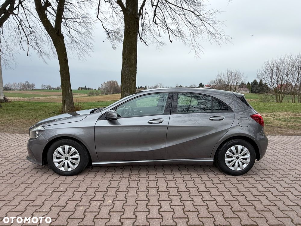 Mercedes-Benz Klasa A 180 d Activity Edition - 11