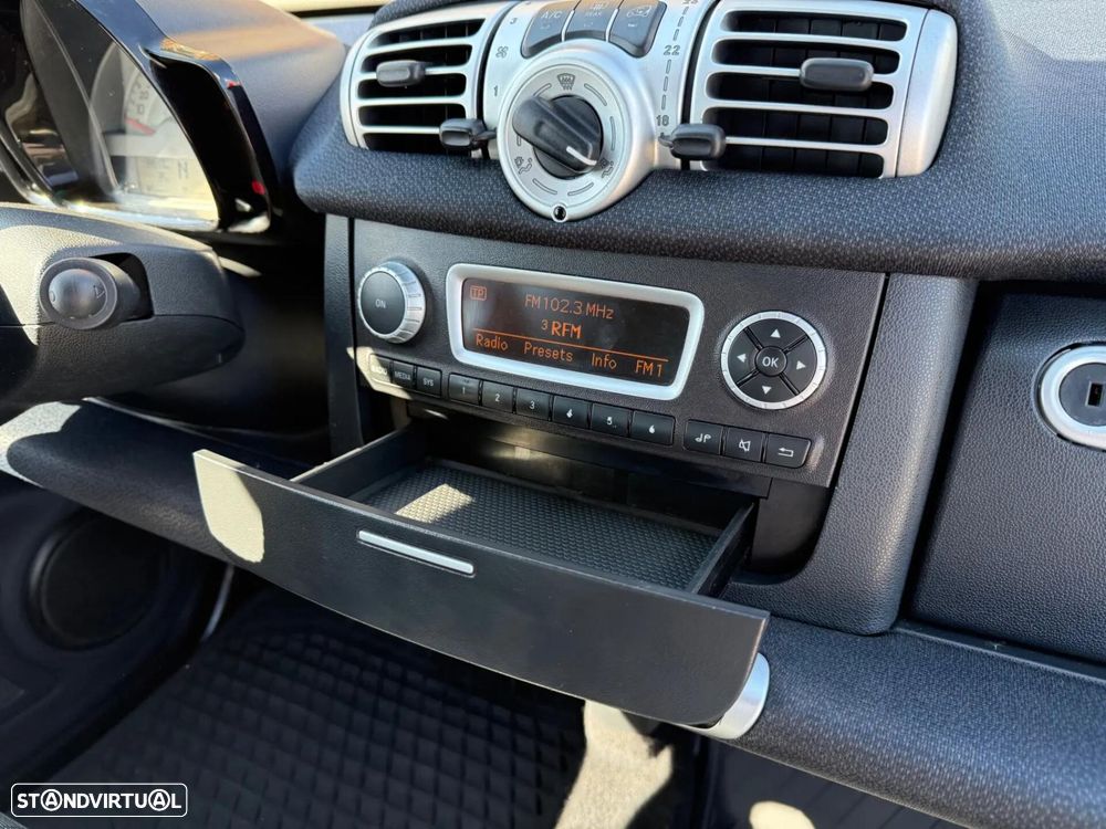 Smart ForTwo Coupé 1.0 mhd Passion 71 - 17