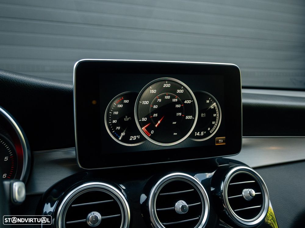 Mercedes-Benz GLC 250 d 4Matic 9G-TRONIC AMG Line - 49