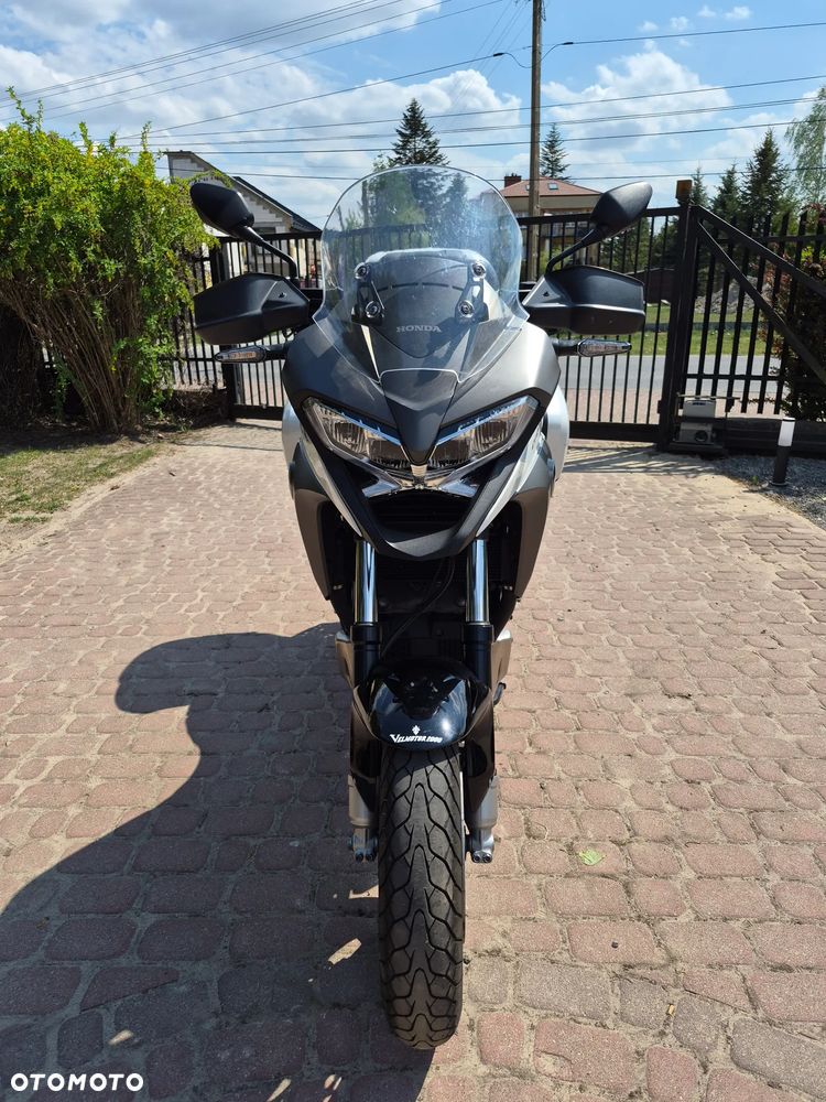 Honda VFR - 14