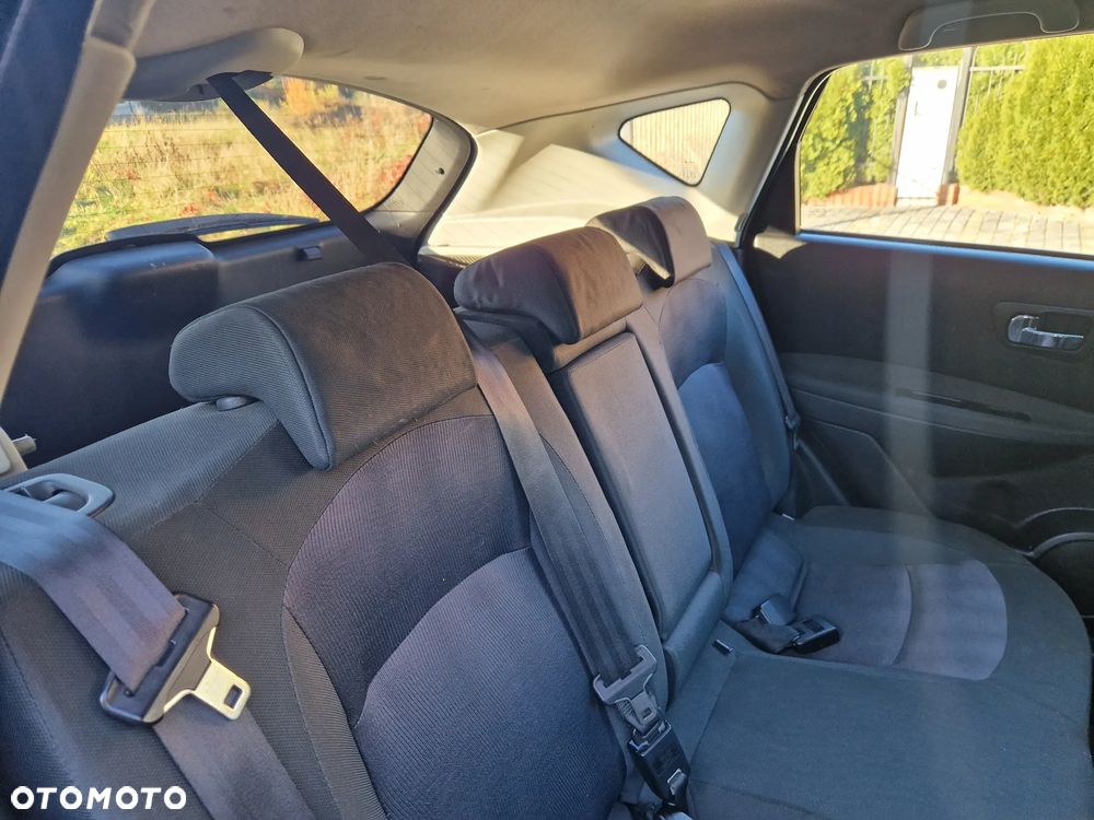 Nissan Qashqai 1.5 dCi DPF acenta - 32