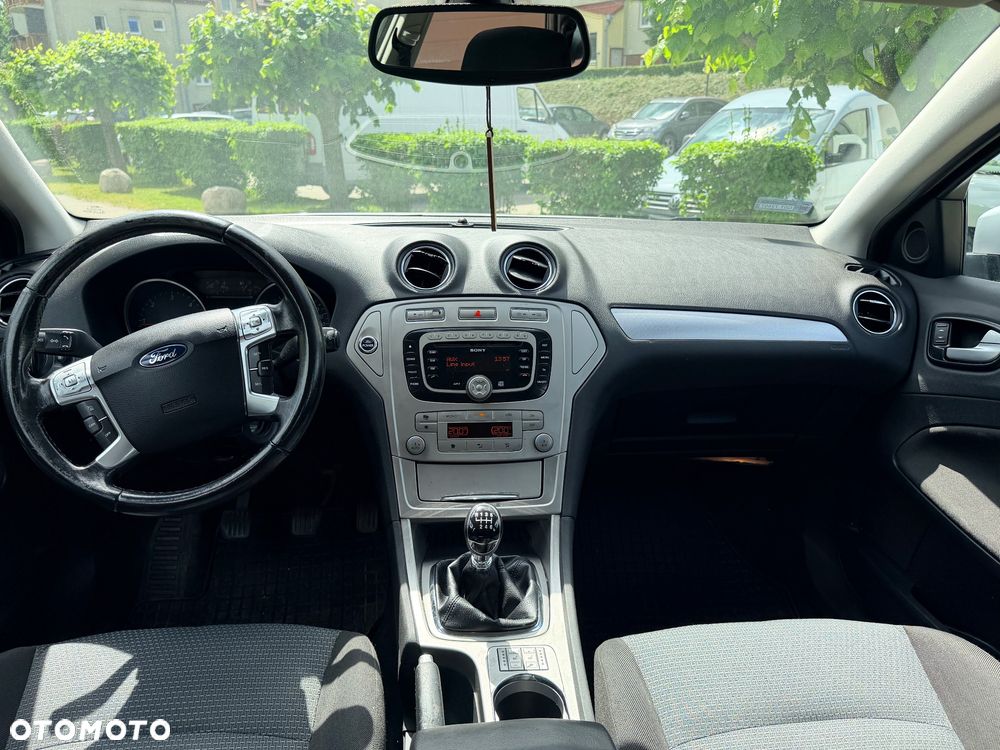 Ford Mondeo 2.0 TDCi Titanium - 12
