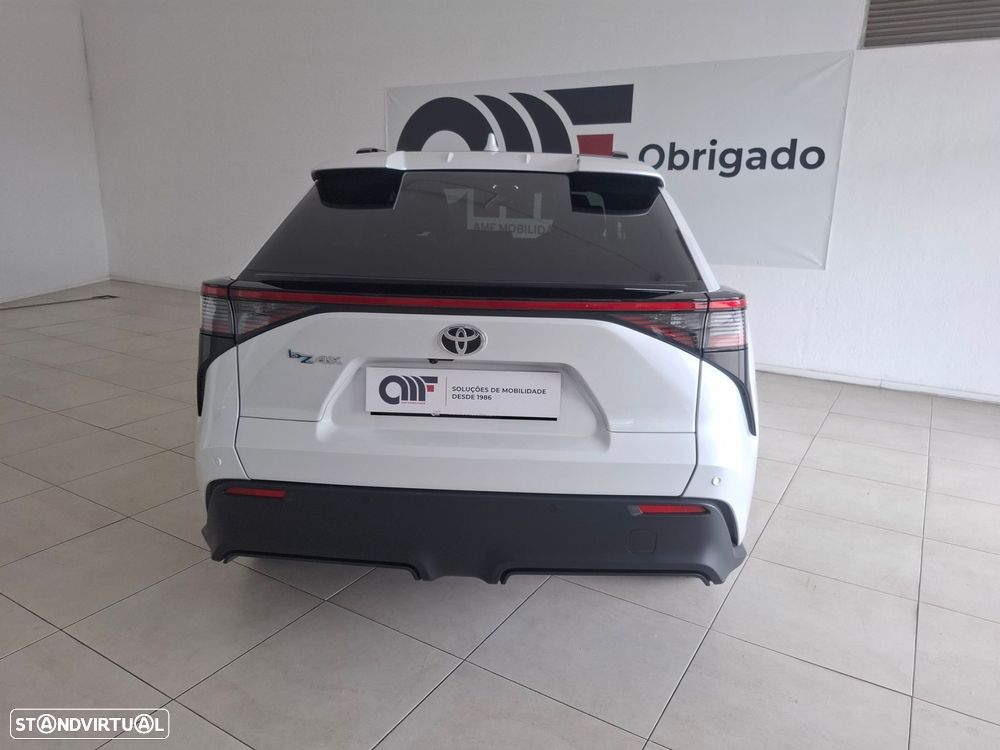 Toyota bZ4X 71,4 kWh Premium - 10
